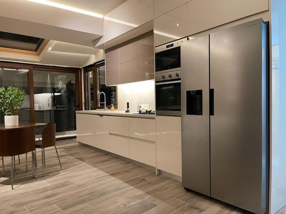 Acropolis Lux Apartment Афины Экстерьер фото