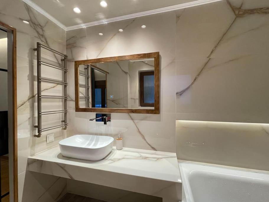 Acropolis Lux Apartment Афины Экстерьер фото