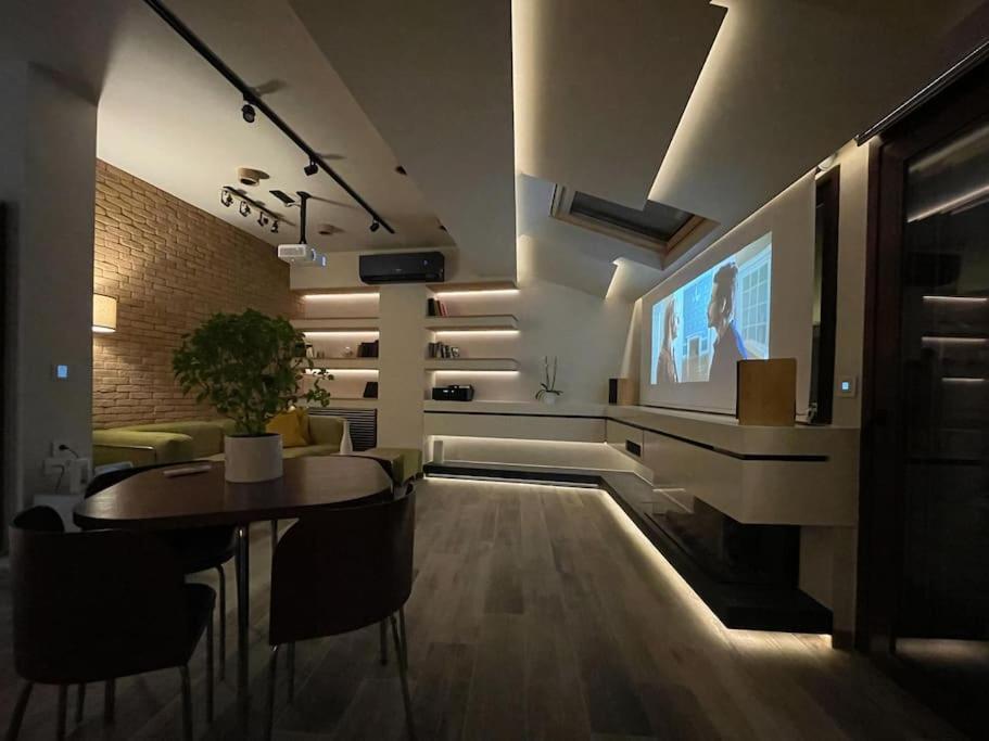 Acropolis Lux Apartment Афины Экстерьер фото